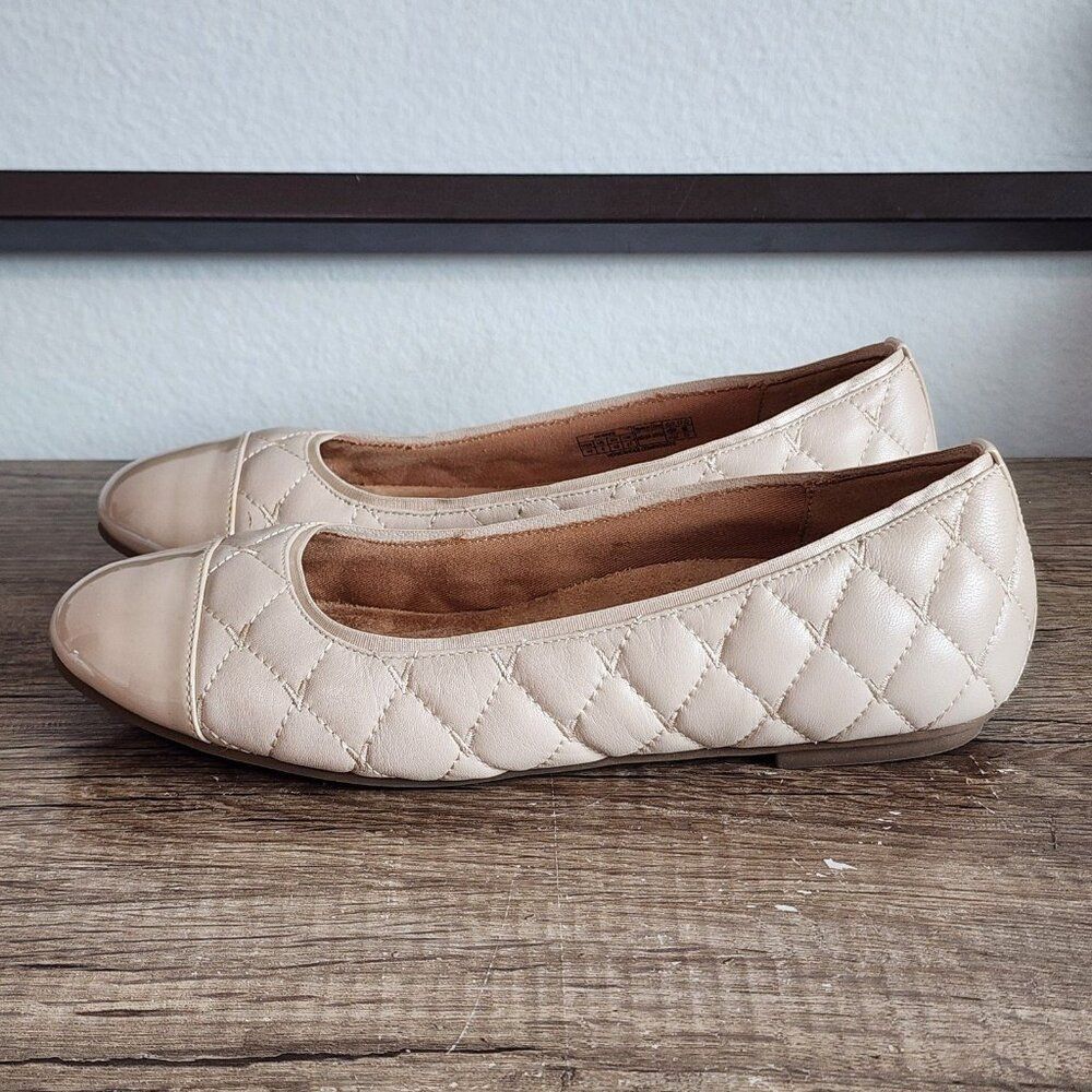 Vionic Quilted Beige Ballet Flats